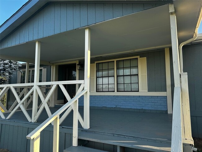 7433 Grubbs Rd in Aubrey, TX - Building Photo - Building Photo