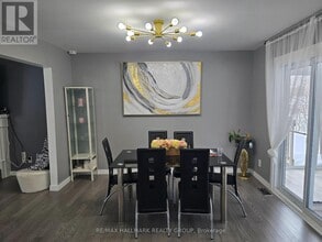 2706 Hickson Crescent in Ottawa, ON - Building Photo - Building Photo