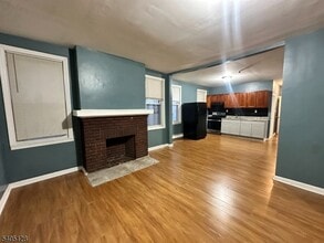 241 Wainwright St in Newark, NJ - Building Photo - Building Photo