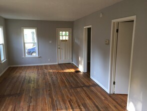 1180 6th St NW in Grand Rapids, MI - Foto de edificio - Building Photo