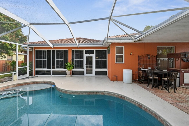 3044 SW Savona Blvd in Port St. Lucie, FL - Building Photo - Building Photo