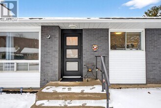 18 Wolmsley Crescent in Ottawa, ON - Building Photo - Building Photo
