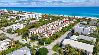 200 S Ocean Blvd in Delray Beach, FL - Building Photo - Building Photo