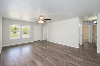 103 3rd St in Celeste, TX - Building Photo - Building Photo