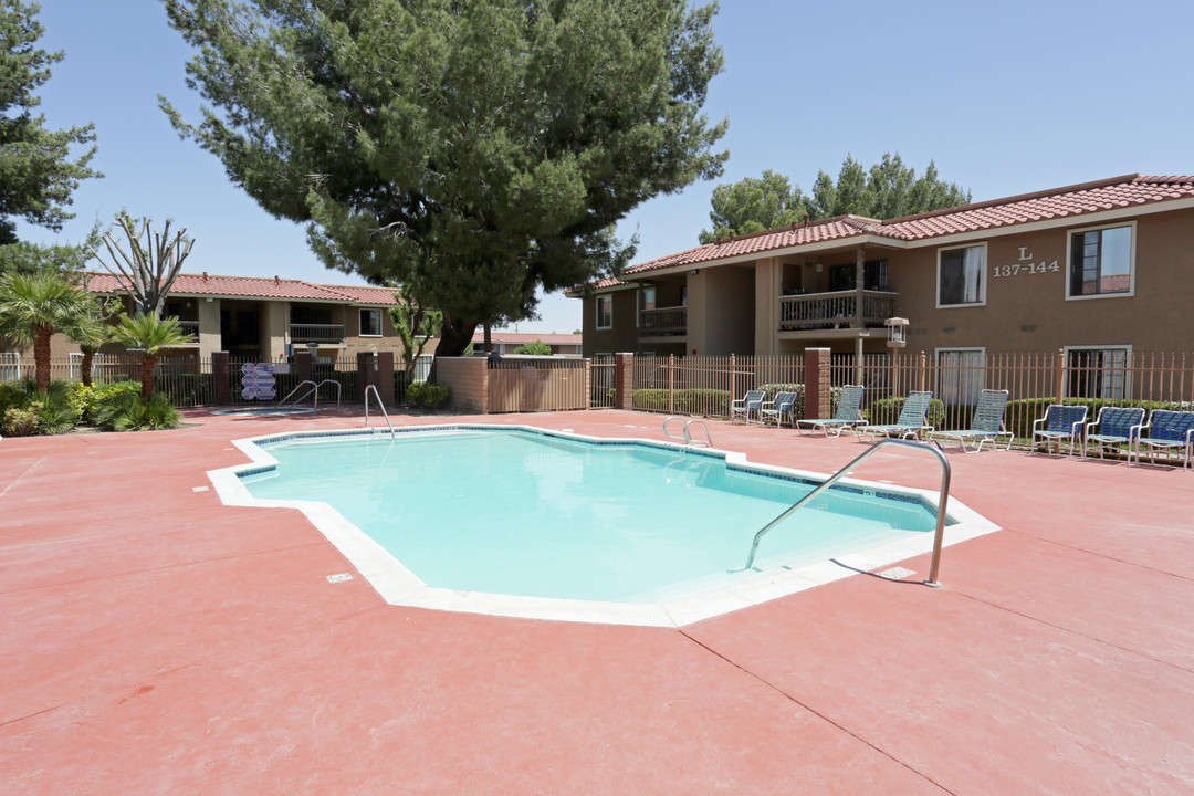 Newporter Apartments in Victorville, CA - Building Photo