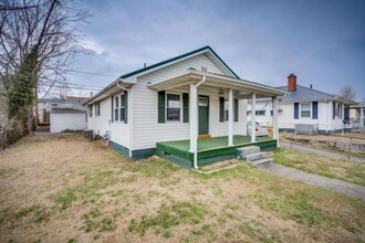 1306 E Sevier Ave in Kingsport, TN - Building Photo - Building Photo