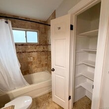 740 Church St in Bohemia, NY - Building Photo - Building Photo