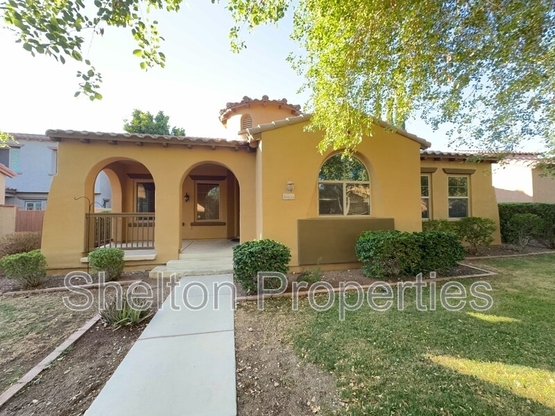 20877 W Court St in Buckeye, AZ - Building Photo