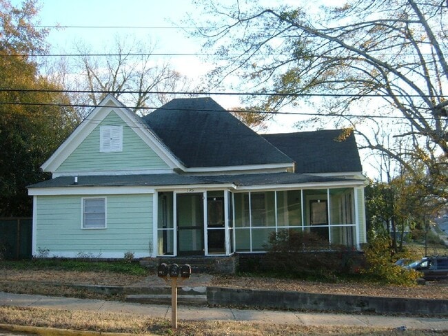 property at 195 Barrow St