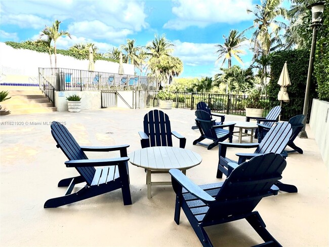 property at 1621 Collins Ave