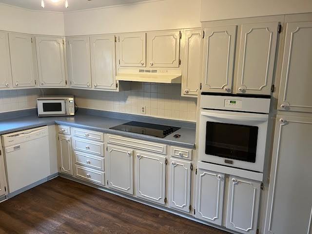 property at 102 Boyd Dr