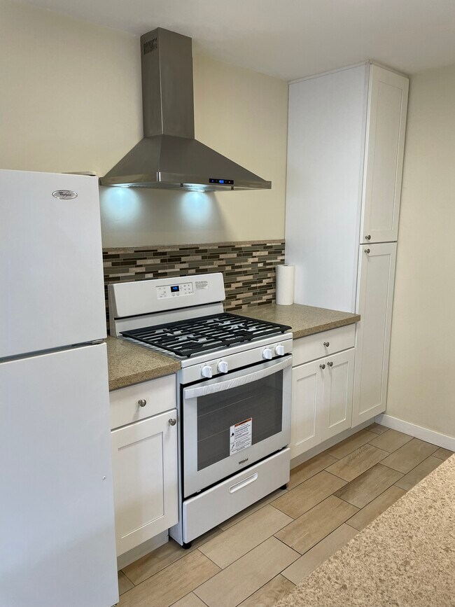 621 Elbrook Dr Rentals in Fallbrook, CA