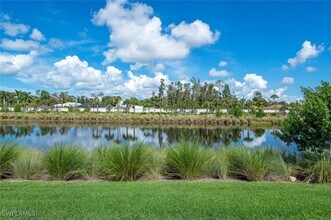 8777 Yucatan Ct in Naples, FL - Foto de edificio - Building Photo