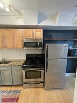 550 Hobart Plz NW, Unit 1 in Washington, DC - Building Photo