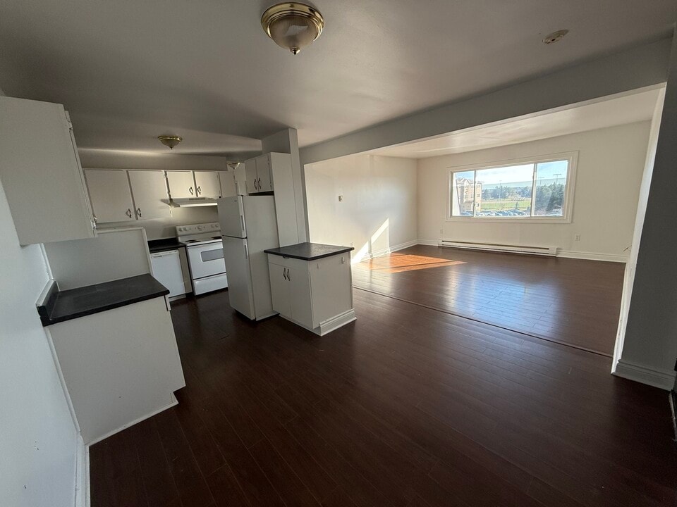 95 Coldbrook Crescent in Saint John, NB - Building Photo