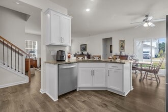 1015 Spivey Cir in New Bern, NC - Building Photo - Building Photo