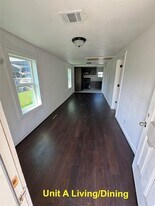 8214 Livingston St in Houston, TX - Building Photo