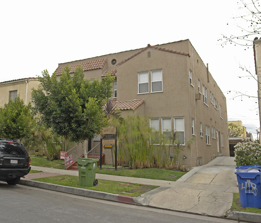 424 N Orange Grove Ave in Los Angeles, CA - Building Photo