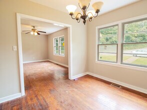 1521 Graymont Ave W in Birmingham, AL - Building Photo - Building Photo