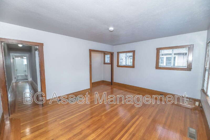 3940 Whittle Ave in Oakland, CA - Building Photo