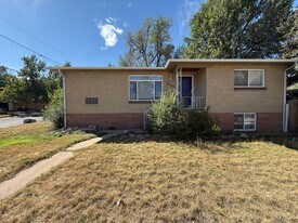 2800 W Mexico Ave in Denver, CO - Building Photo