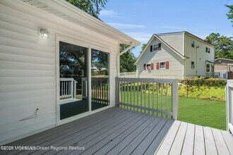 1016 Woodlane Rd in Jackson Township, NJ - Building Photo - Building Photo