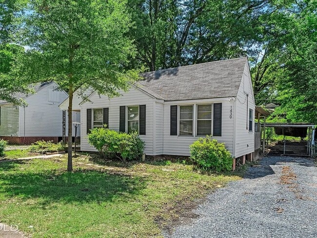 property at 1439 Belwood St