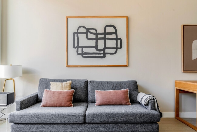 370 Harrison Ave in Boston, MA - Building Photo - Building Photo