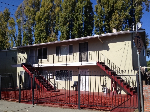 151 Catron Dr in Oakland, CA - Building Photo - Building Photo