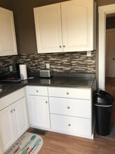 35 E Market St, Unit 201 in Danville, PA - Foto de edificio - Building Photo