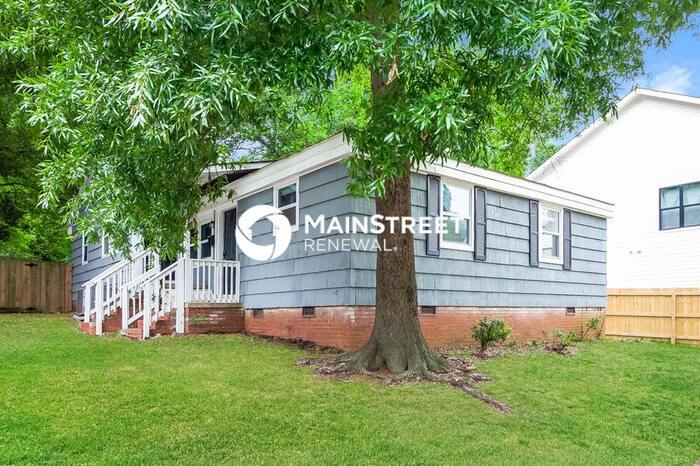 2327 Marlowe Ave in Charlotte, NC - Building Photo