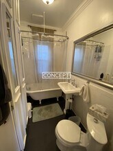 381 Highland Ave, Unit 2A in Somerville, MA - Building Photo - Building Photo