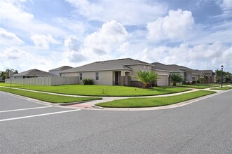 1506 Dusty Pine Dr in Apopka, FL - Building Photo - Building Photo