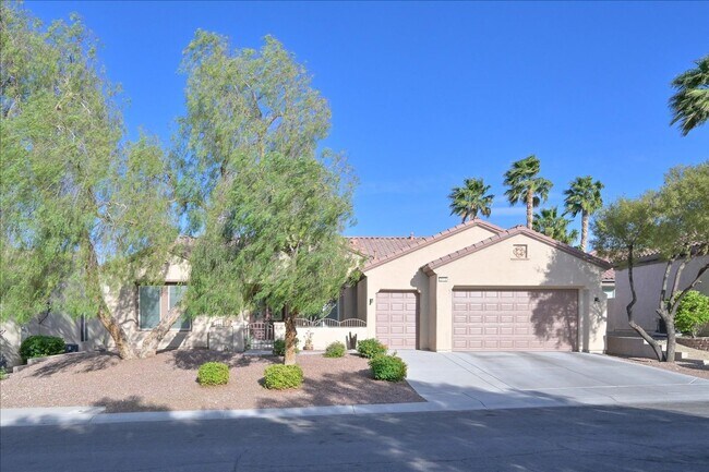 2132 Twin Falls Dr in Henderson, NV - Building Photo - Building Photo