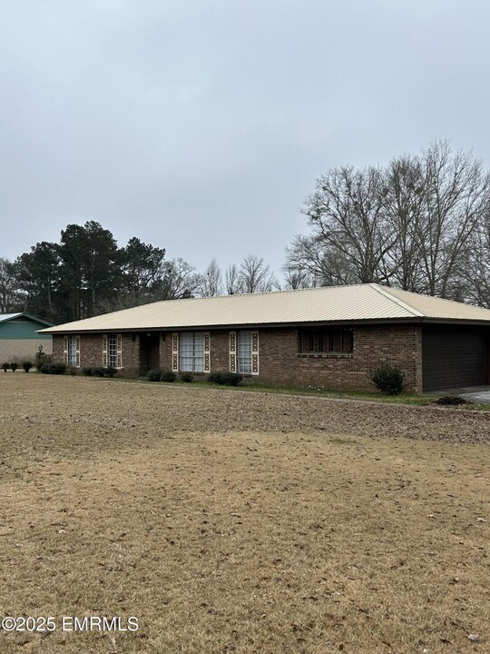 10753 Allen Swamp Rd in Collinsville, MS - Building Photo