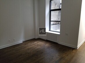 EAST 46 STREET in New York, NY - Building Photo - Building Photo