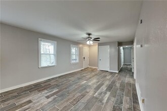 304 Winchester Way in Woodstock, GA - Building Photo - Building Photo