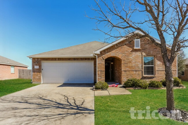 property at 1326 Foster St