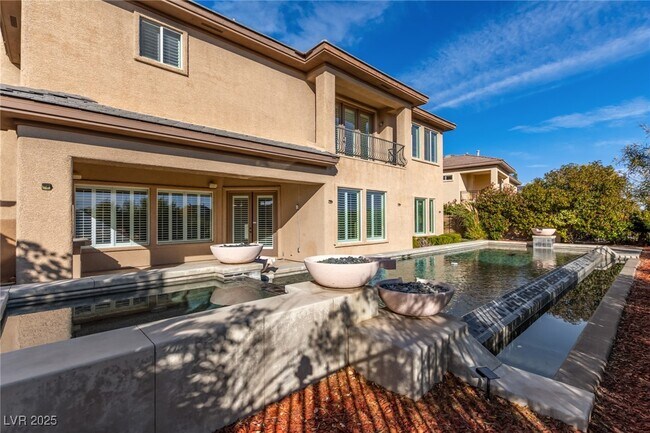 9805 Queen Charlotte Dr in Las Vegas, NV - Building Photo - Building Photo