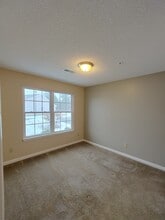 8121 N Main St, Unit 6 in Eden, NY - Building Photo - Building Photo