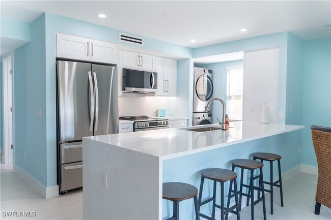 1155 Sandpiper St in Naples, FL - Building Photo - Building Photo