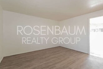 3028 N Castro Ave in Tucson, AZ - Foto de edificio - Building Photo