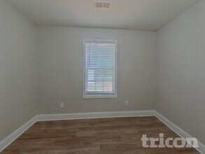 3453 Sunset Rd in Charlotte, NC - Foto de edificio - Building Photo