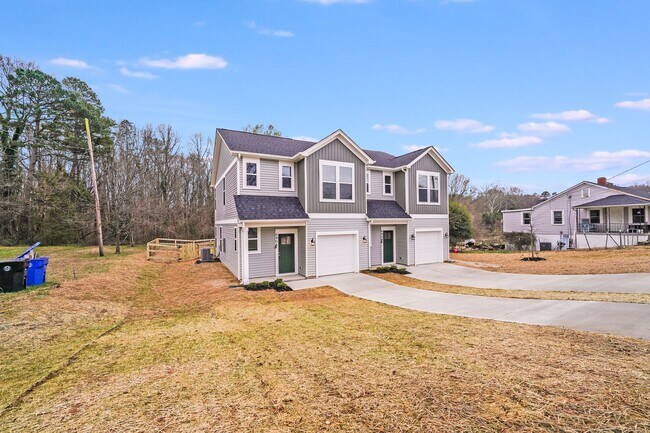 645 Brookwood St in Mooresville, NC - Building Photo - Building Photo