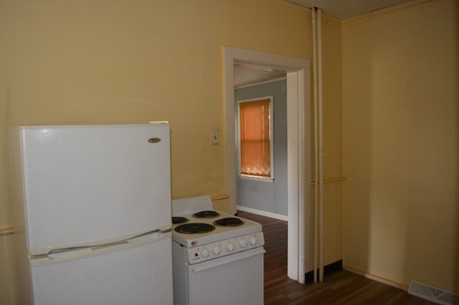 126 Turin St in Rome, NY - Foto de edificio - Building Photo