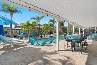 2 Avenida Carita in Fort Myers Beach, FL - Building Photo - Building Photo