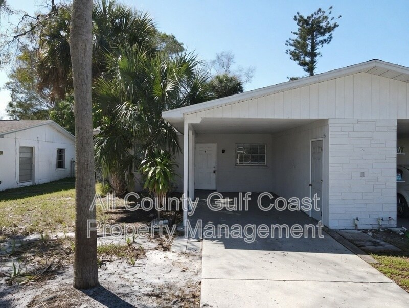 4912 23rd St W in Bradenton, FL - Building Photo