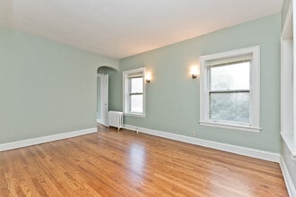 1317 W Albion Ave in Chicago, IL - Building Photo - Building Photo