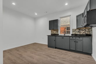 3353 Fullerton Ave in Detroit, MI - Foto de edificio - Building Photo