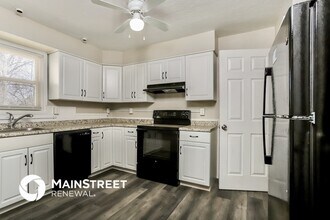 15 Spring Dr in Florissant, MO - Building Photo - Building Photo